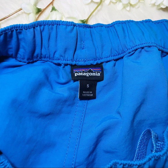 Patagonia Barely Baggies shorts - Picture 11 of 12
